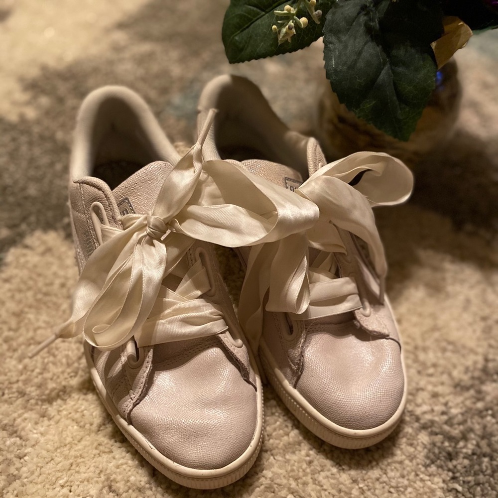Puma basket heart shoes